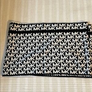 Michael Kors Geometric Black and White Scarf